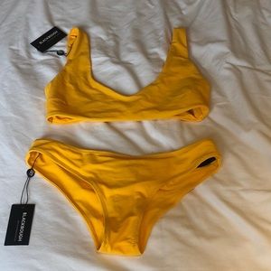 Blackbough “Brooke” bikini. New w/ tags!